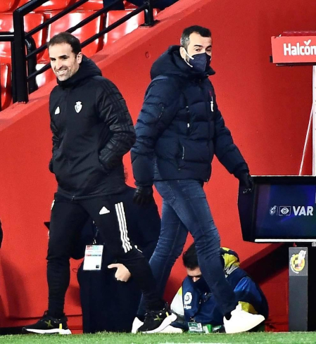 Imágenes del partido que enfrenta a Granada y Osasuna en el estadio Nuevo Los Cármenes