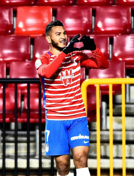 Imágenes del partido que enfrenta a Granada y Osasuna en el estadio Nuevo Los Cármenes