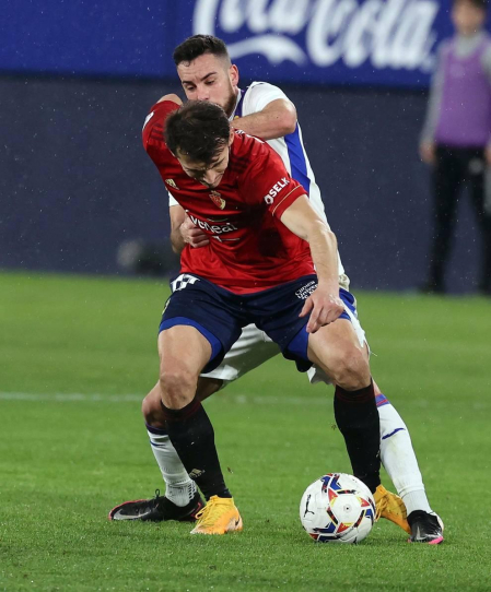 Imágenes del partido entre Osasuna y Eibar disputado en El Sadar.