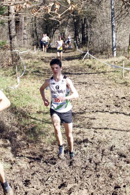 Javier Nagore y Alicia Carrera, atletas del Grupompleo Pamplona Atlético, se han impuesto en el circuito alsasuarra de Dantzaleku.