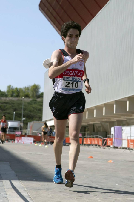 Jesús García Bragado ha ganado los 10 km marcha del II Gran Premio de Marcha Ciudadela de Pamplona.
