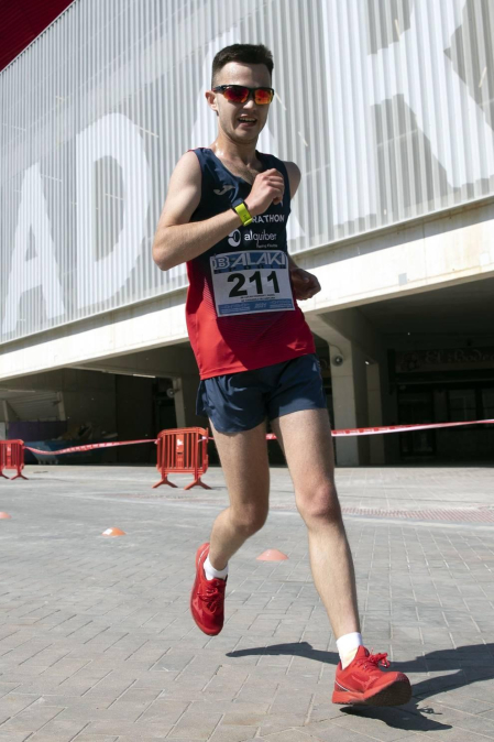 Jesús García Bragado ha ganado los 10 km marcha del II Gran Premio de Marcha Ciudadela de Pamplona.