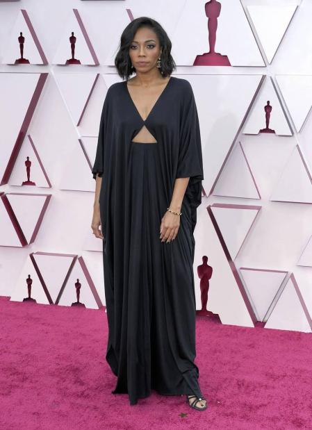 Galería de fotos de la alfombra roja de los Premios Oscar 2021, que este año han recuperado la presencialidad