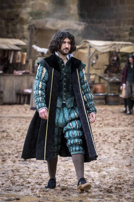 Imágenes del segundo día de rodaje de la serie 'Sin Límites' en Olite