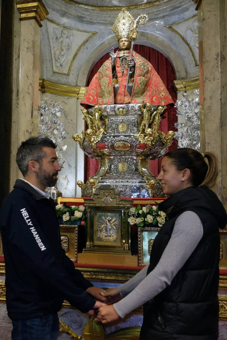 Fotos de gente que visitó la capilla de San Fermín entre el sábado 22 de mayo y el miércoles 26.