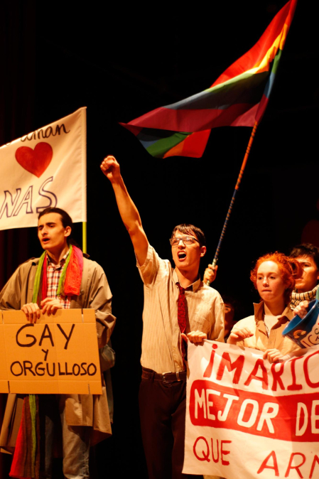 Imágenes de la obra de teatro "Pride" del IES Plaza de la Cruz