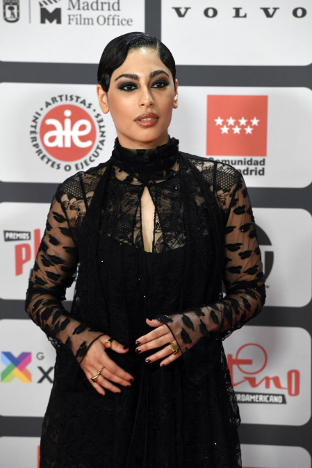Blanco y negro, lentejuejas y mucho glamour en la alfombra roja de los Premios Platino