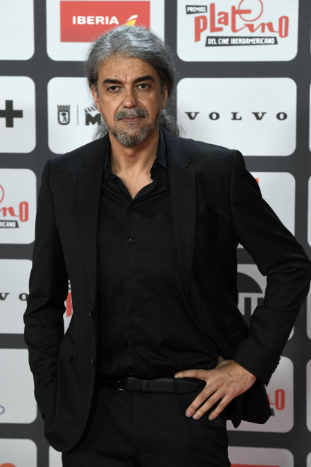 Blanco y negro, lentejuejas y mucho glamour en la alfombra roja de los Premios Platino