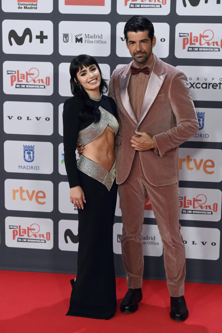 Blanco y negro, lentejuejas y mucho glamour en la alfombra roja de los Premios Platino