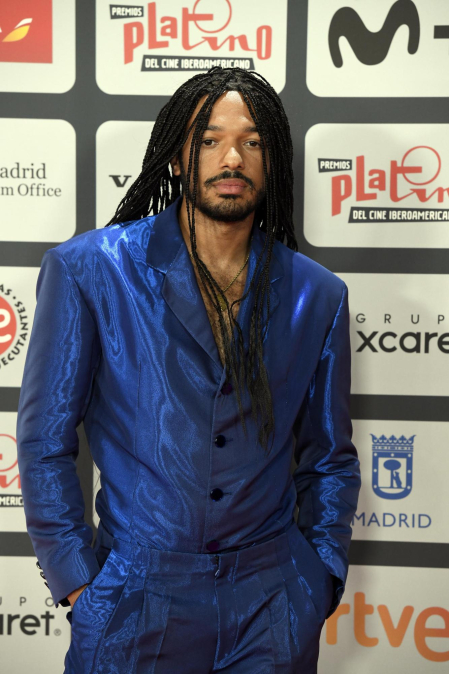 Blanco y negro, lentejuejas y mucho glamour en la alfombra roja de los Premios Platino