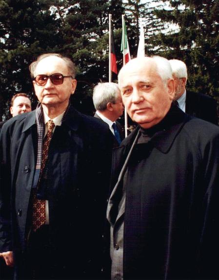 La vida del expresidente ruso Mikhail Gorbachev, en imágenes