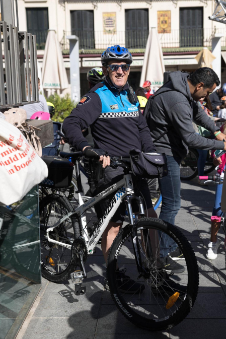 Participantes en el Reto +100 en bicicleta por udela