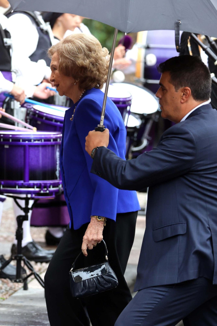Los reyes Felipe y Letizia, acompañados de la princesa Leonor y la infanta Sofía, reciben en audiencia a los galardonados con los Premios Princesa de Asturias