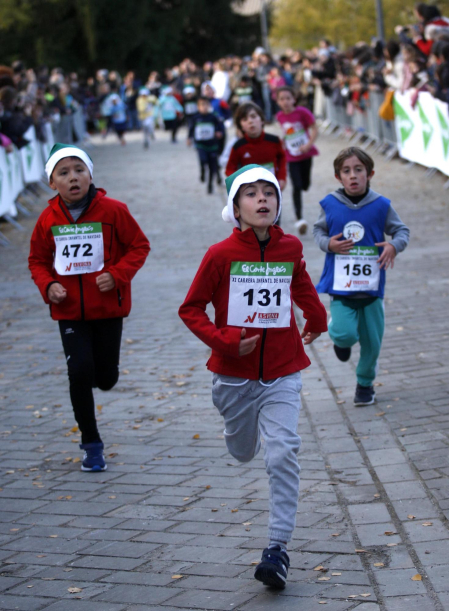 Participantes en la XI Carrera Infantil de la Navidad de Asvona