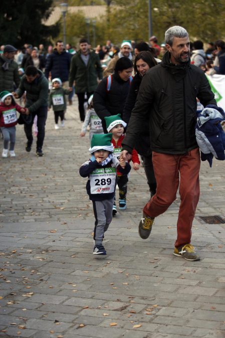 Participantes en la XI Carrera Infantil de la Navidad de Asvona