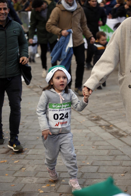 Participantes en la XI Carrera Infantil de la Navidad de Asvona