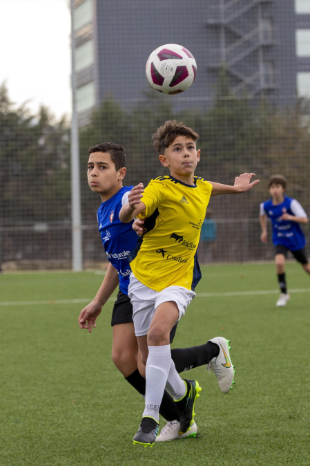 Imágenes del encuentro Marqués de la Real Defensa 0-1 Bernart Etxepare de la cuarta jornada del XL Torneo Interescolar.