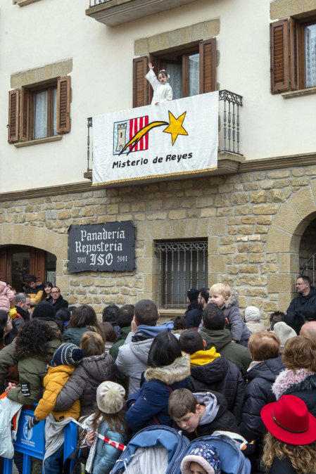 Fotos del Misterio de los Reyes Magos en Sangüesa.