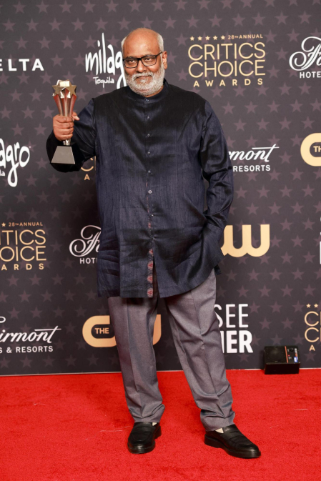 Entrega y alfombra roja de los Critics Choice Awards