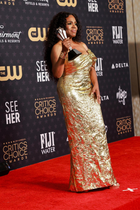 Entrega y alfombra roja de los Critics Choice Awards