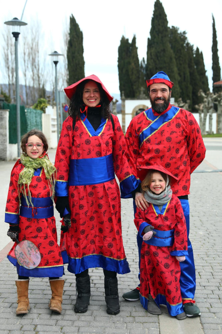 Imágenes del carnaval urbano de Alsasua.