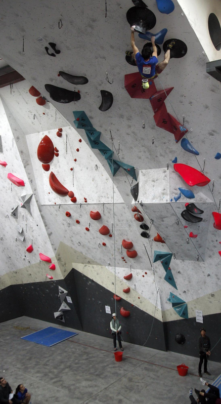 Fotos del Campeonato navarro de escalada de dificultad. /
