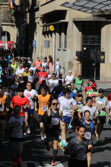 Participantes de la carrera 'La Media San Fermín' 2023.