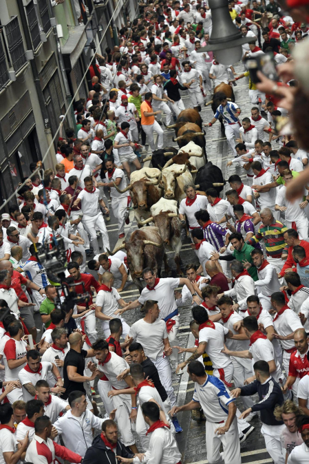 Primer encierro de San Fermín en el tramo de Estafeta