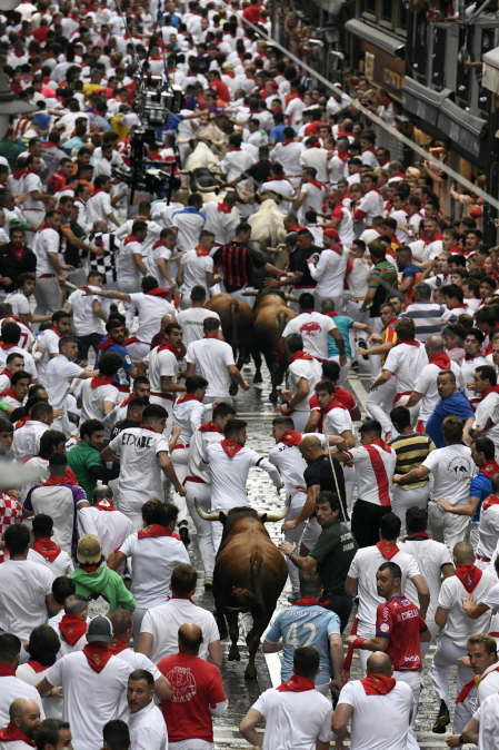 Primer encierro de San Fermín en el tramo de Estafeta