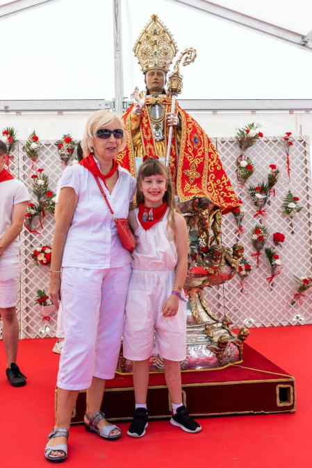 Fotos de la ofrenda foral a San Fermín.