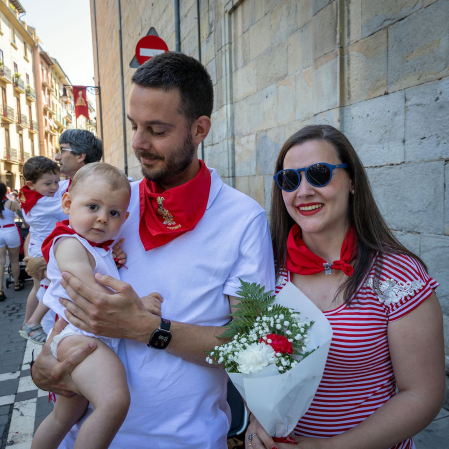 Fotos de la ofrenda foral a San Fermín.