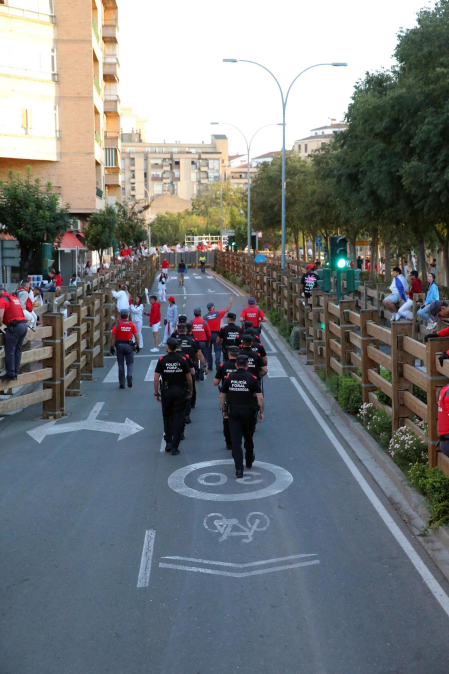 Imágenes del segundo encierro de las fiestas de Tudela 2023