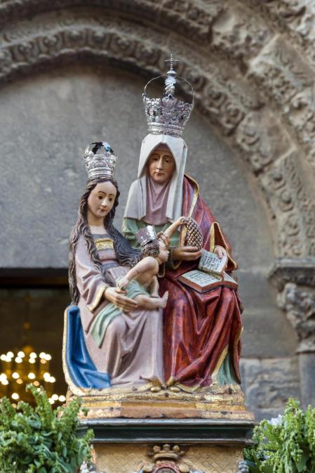 Fotos de la procesión de Santa Ana 'La Vieja' en fiestas de Tudela 2023.