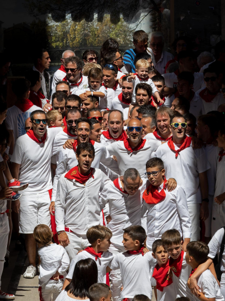 Fotos de la Pañuelada masculina de las fiestas de Estella./Montxo A.G.