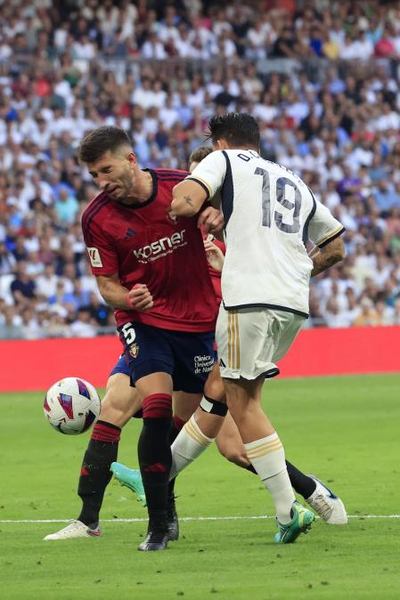 Jugadas del encuentro de la Jornada 9 de LaLiga EA Sports entre rojillos y merengues disputado en el Santiago Bernabéu