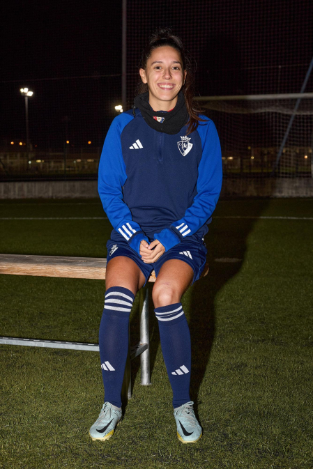 A: J.P. Urdíroz
F: 07-11-2023
P: Lidia Ezponda
L: Pamplona. Instalaciones del C.A. Osasuna en Tajonar.
T: Fútbol Femenino. Entrenamiento previo al partido Osasuna Femen ino-Betis Femenino de Copa de la Reina.