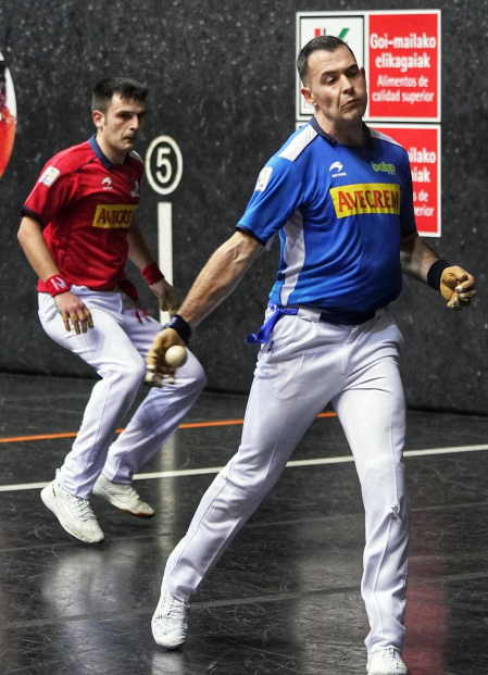 Fotos del partido que ha enfrentado a Elezkano II - Martija contra Jaka - Mariezkurrena. /