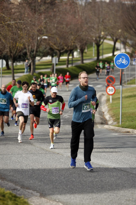 Fotos de la VIII Carrera de los Valientes de Niños contra el Cáncer en Pamplona.