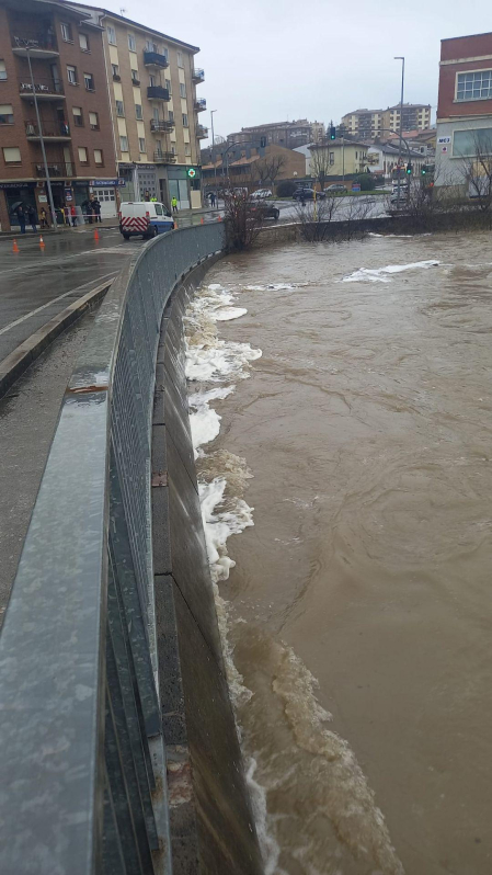 Así está el río Ultzama a su paso por el puente de Villava