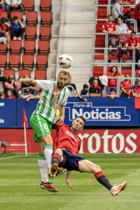 Fotos del Osasuna 0-2 Betis en El Sadar