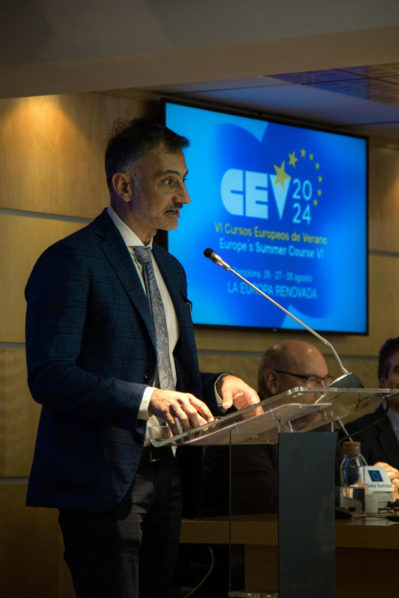 Foto de la presentación de los VI Cursos Europeos de Verano organizados por Fundación Diario de Navarra y Equipo Europa./