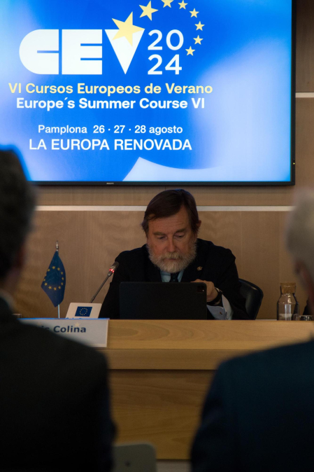 Foto de la presentación de los VI Cursos Europeos de Verano organizados por Fundación Diario de Navarra y Equipo Europa./