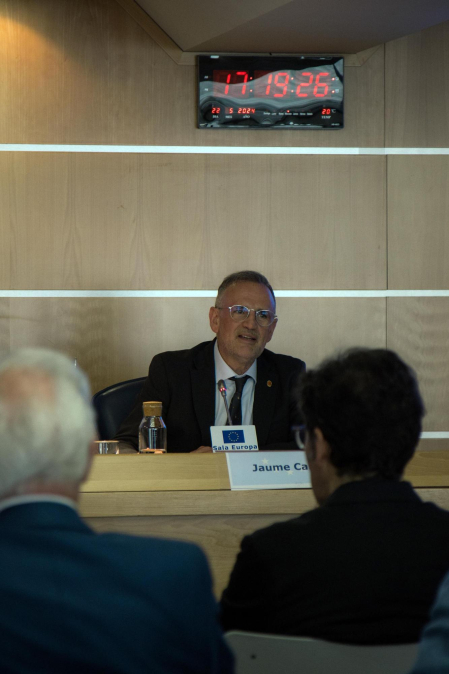 Foto de la presentación de los VI Cursos Europeos de Verano organizados por Fundación Diario de Navarra y Equipo Europa./