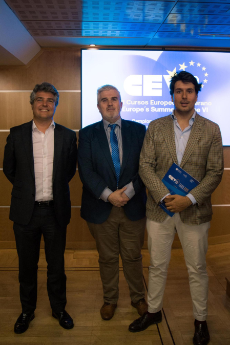 Foto de la presentación de los VI Cursos Europeos de Verano organizados por Fundación Diario de Navarra y Equipo Europa./