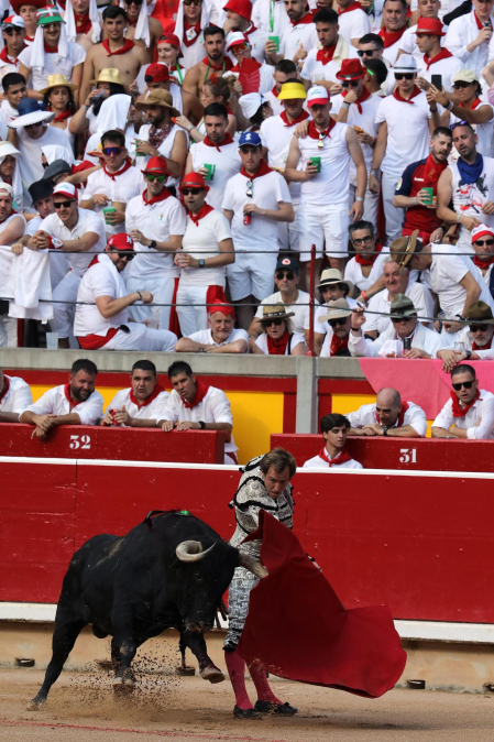 Fotos de la corrida de toros de Cebada Gago en la Feria de San Fermín 2024./