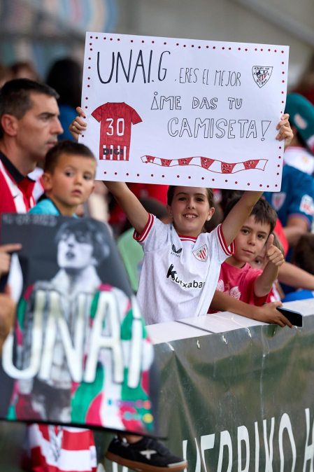 Fotos del partido entre Athletic y Osasuna en la Euskal Herriko Txapela en Barakaldo