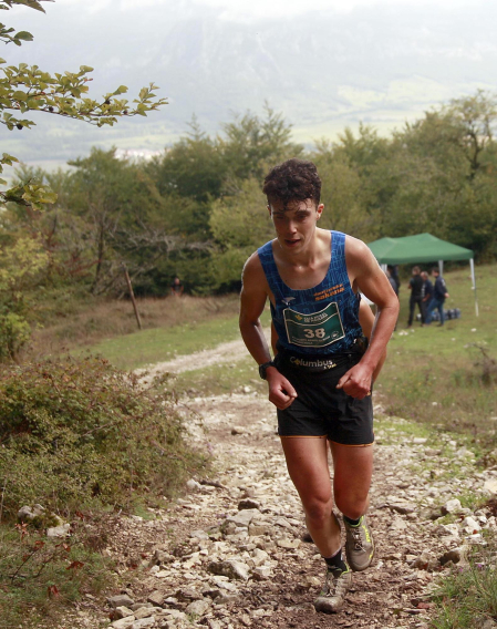 Fotos de los participantes en el XV Kilómetro Vertical Uharte-Beriain.