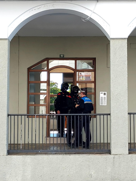 Un hombre se atrinchera en su vivienda en Noáin tras disparar al aire en un club de alterne cercano.
