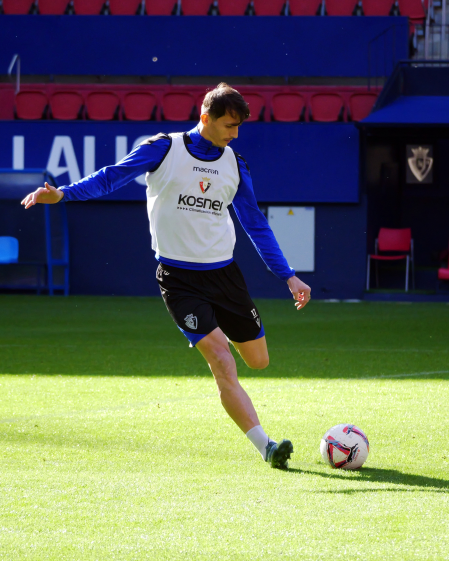 Fotos del entrenamiento de Osasuna este viernes, 1 de noviembre