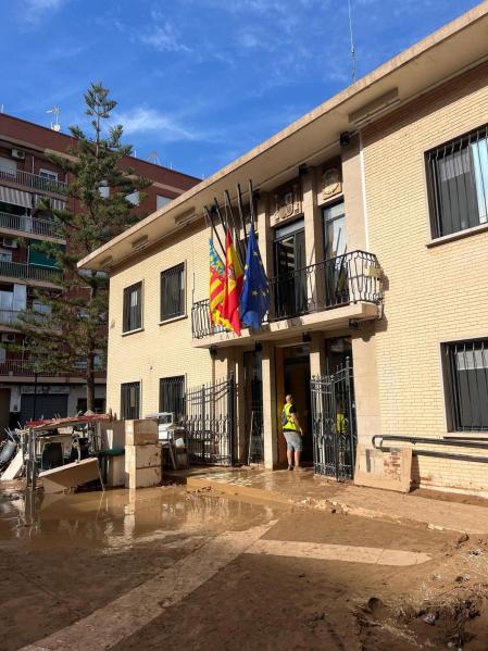 Imágenes de la localidad valenciana de Picaña donde el pamplonés Pablo Rodríguez realiza labores de voluntario tras el paso de la DANA /